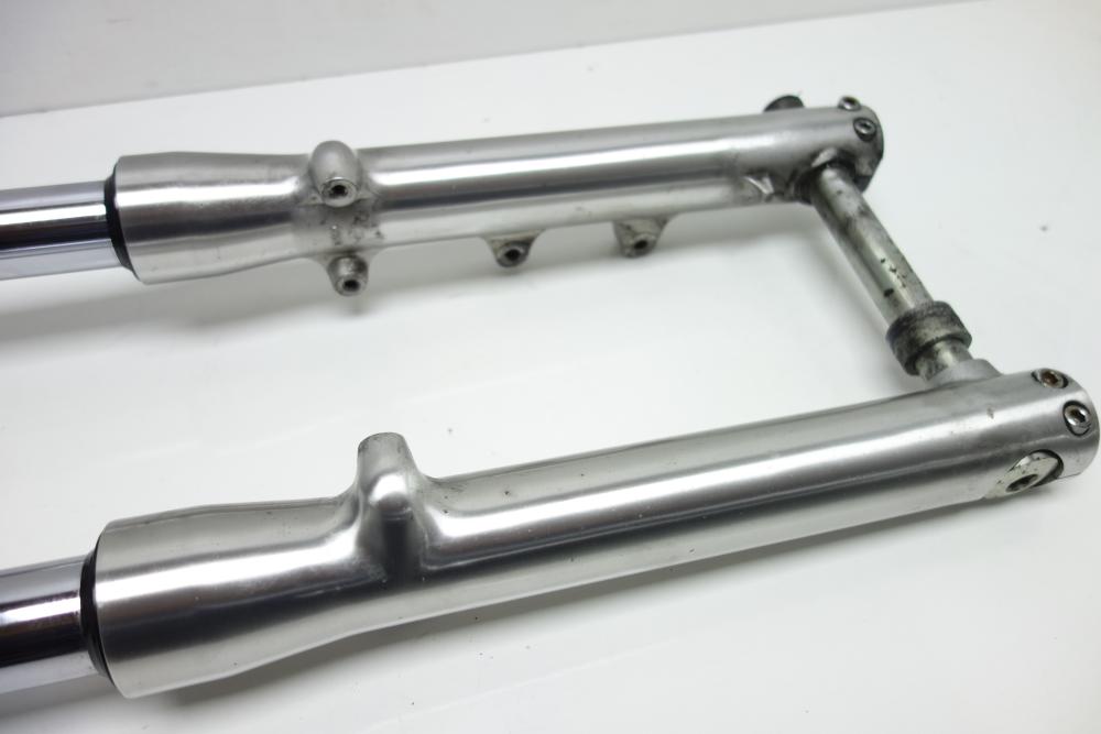 Triumph Thunderbird 900 Gabel Gabelbrücke Gabelholm