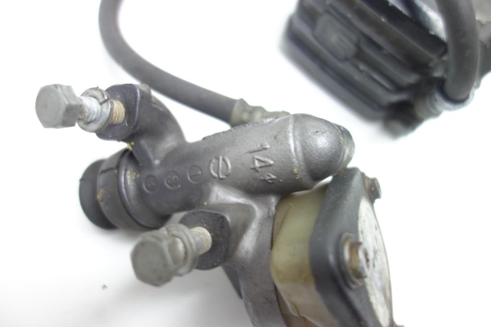 Preview: Yamaha XS 1100 Bremssattel Bremszange Bremspumpe hinten