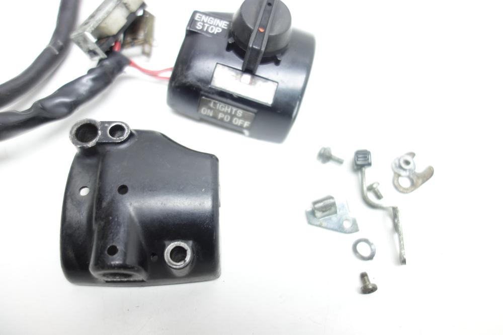 Preview: Yamaha XS 750 Lenkerschalter Armatur rechts