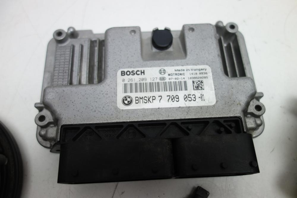 Preview: BMW K1200R K 1200 R Schlosssatz Schloss Tankdeckel CDI