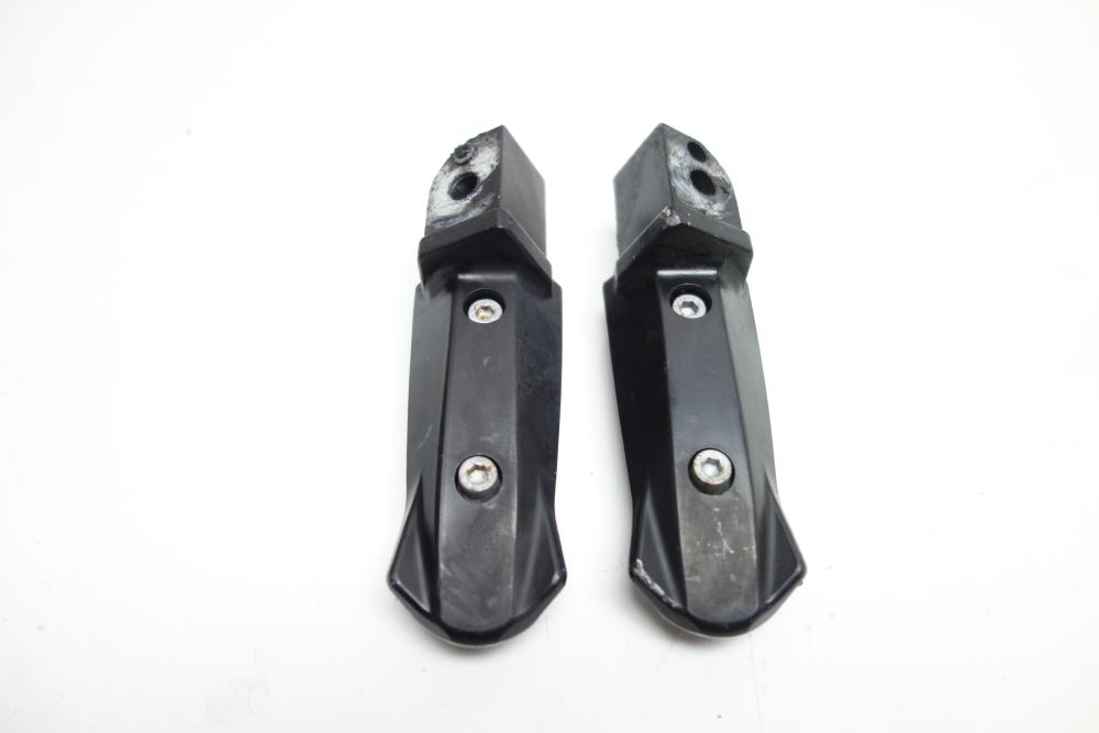 Preview: BMW F650CS F 650 CS Scarver Fußraste Soziusfußraste rechts links