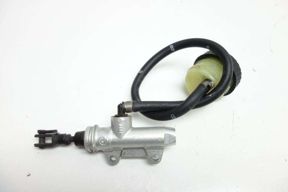 BMW R1200R R 1200 R Bremspumpe Bremszylinder hinten