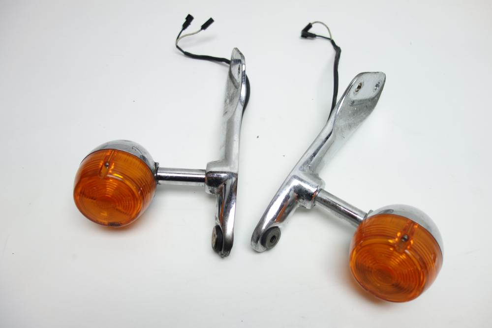 Triumph Thunderbird 900 Blinker hinten Fenderhalter Halter