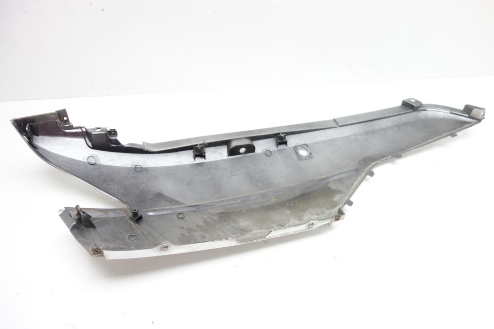 Preview: Suzuki Burgman 400 Heck Heckverkleidung links