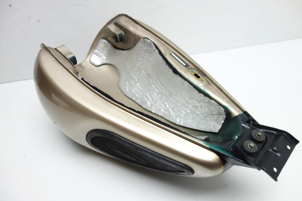 Triumph Thunderbird 900 Tank