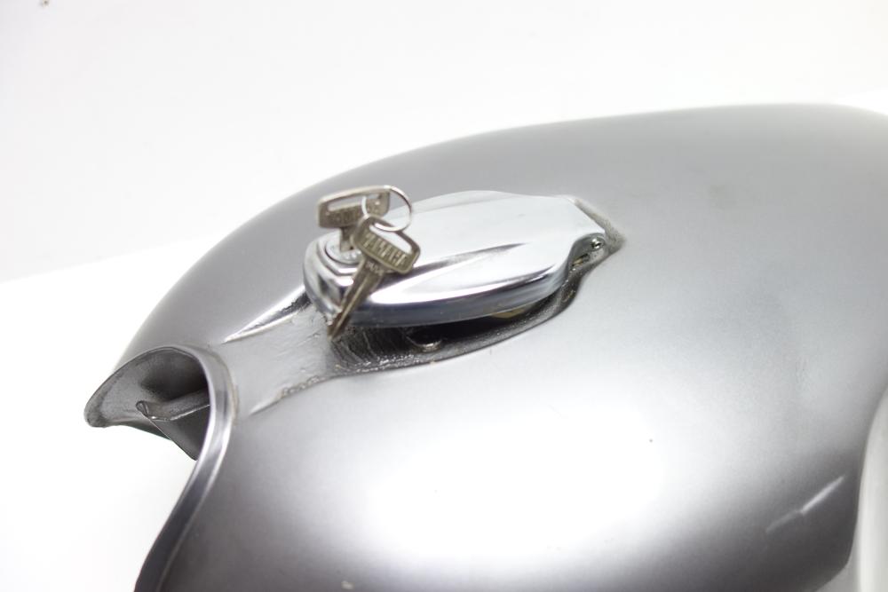 Preview: Yamaha XS 750 Tank