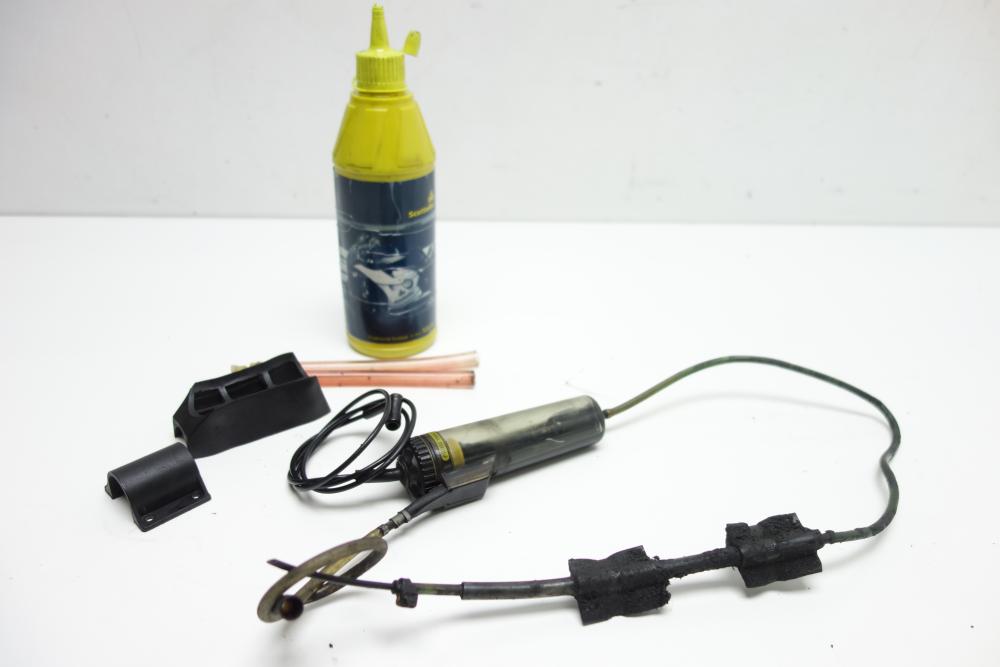 Triumph Thunderbird 900 Scottoiler Kettenoiler