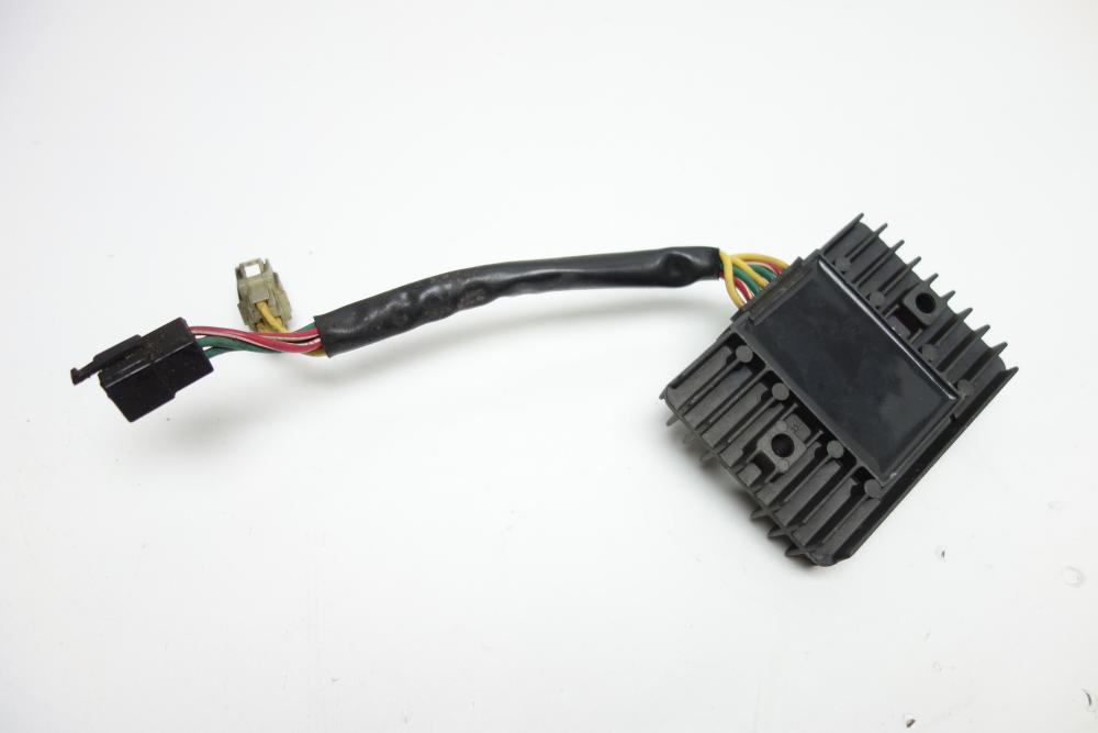 Preview: Ducati Monster 1100 Spannungsregler Gleichrichter