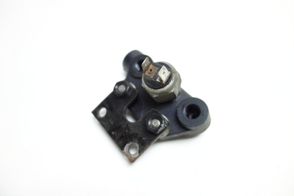 Preview: Moto Guzzi California 3 1100 Bremslichtschalter hinten