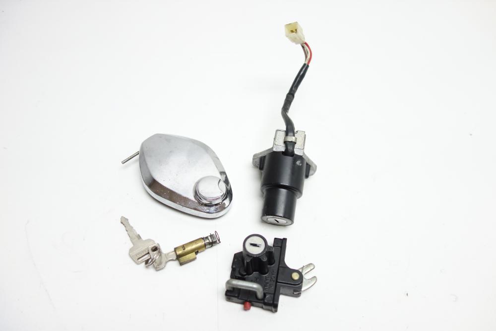 Kawasaki KZ 250 Schlosssatz Schloss Tankdeckel Lenkschloss