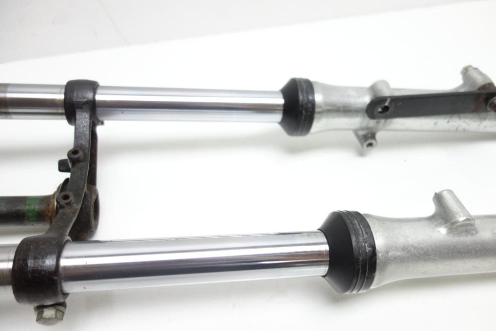 Kawasaki KZ 250 Gabel Gabelholm Gabelbrücke