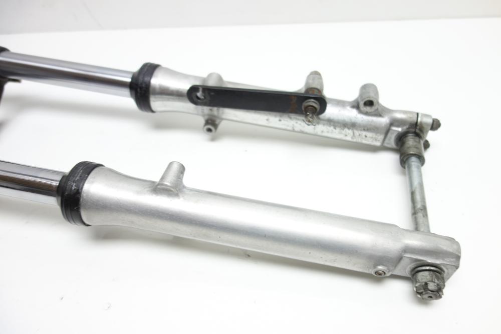 Kawasaki KZ 250 Gabel Gabelholm Gabelbrücke