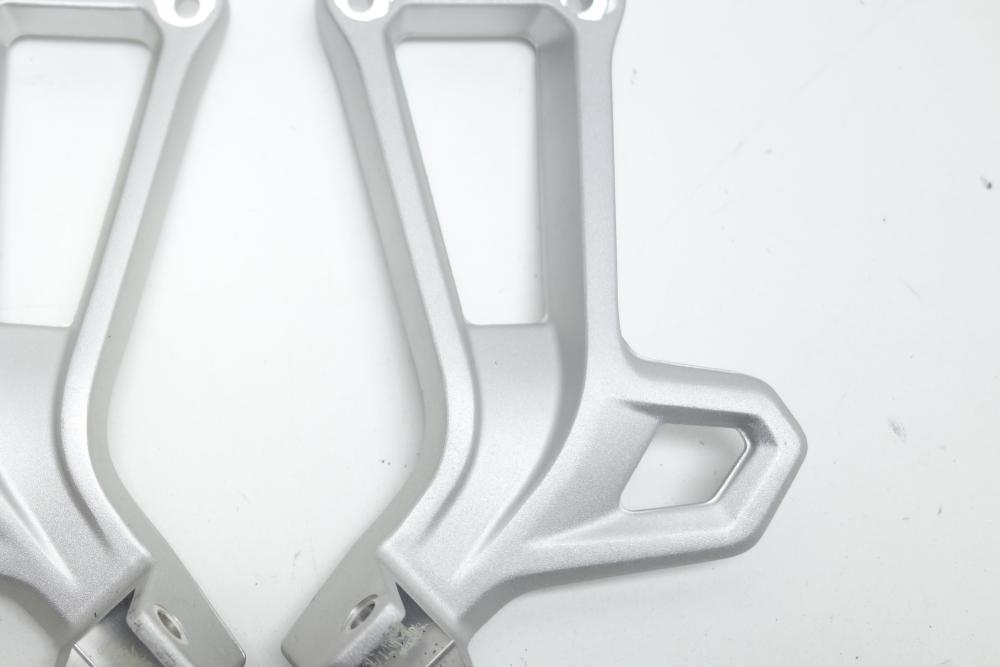 BMW F750GS F850GS F 750 850 GS Soziusfußrastenträger Fußrastenträger hinten #51#