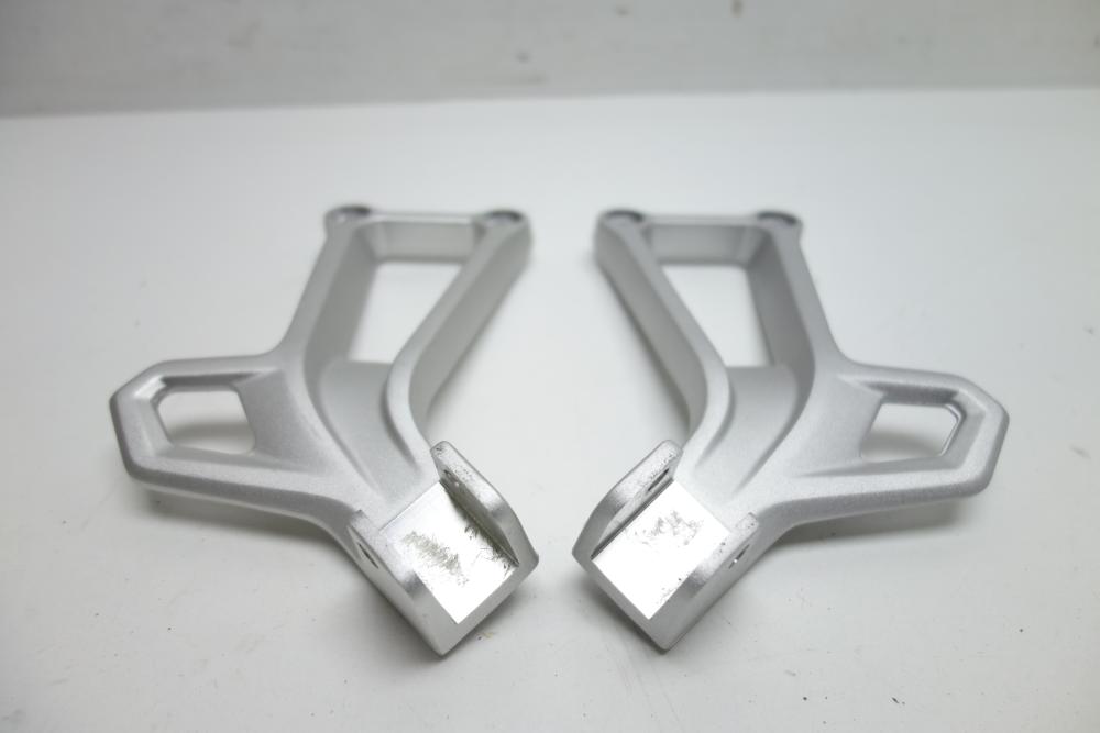 BMW F750GS F850GS F 750 850 GS Soziusfußrastenträger Fußrastenträger hinten #51#