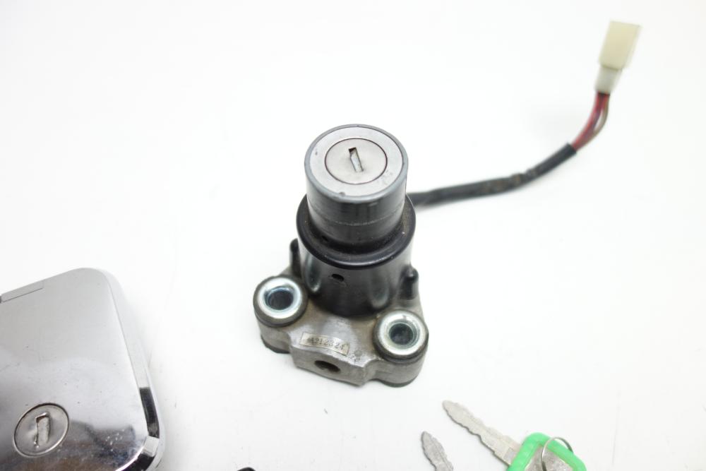 Preview: Kawasaki KZ 440 LTD Schloss Schlosssatz Tankdeckel