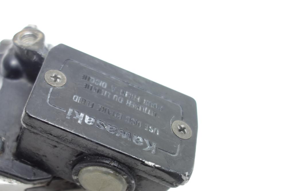 Preview: Kawasaki KZ 440 LTD Bremspumpe Bremszylinder vorne