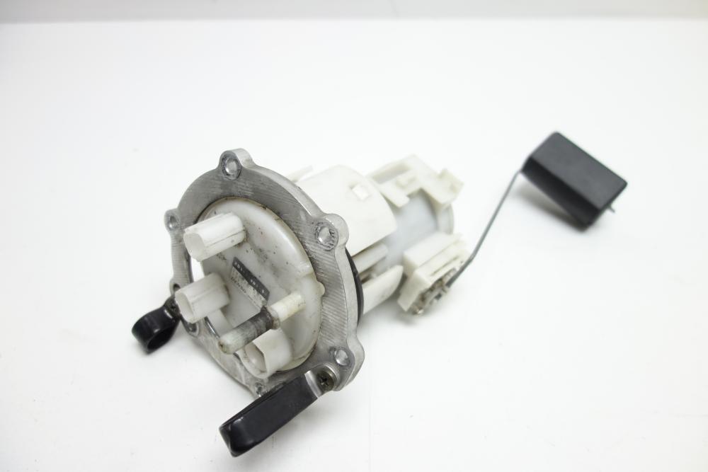 Yamaha FZ1 FZ 1 N Benzinpumpe Kraftstoffpumpe