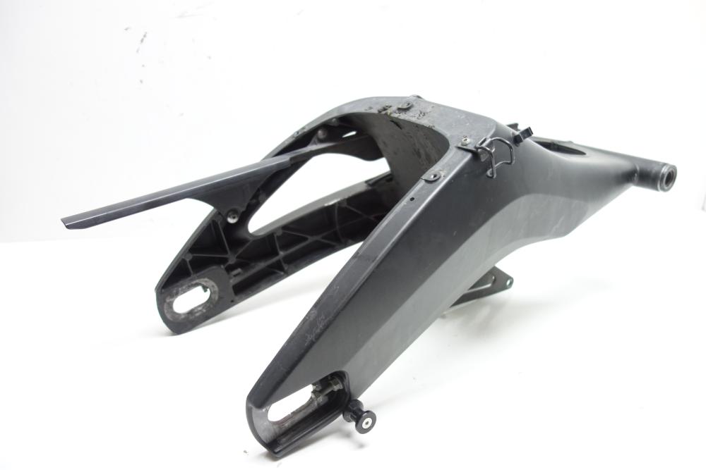 Preview: Yamaha FZ1 FZ 1 N Schwinge