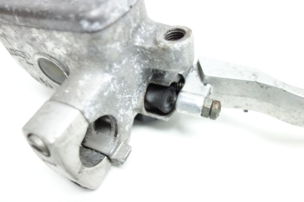 Preview: Yamaha XVZ 1300 Royal Star Bremspumpe Bremszylinder vorne