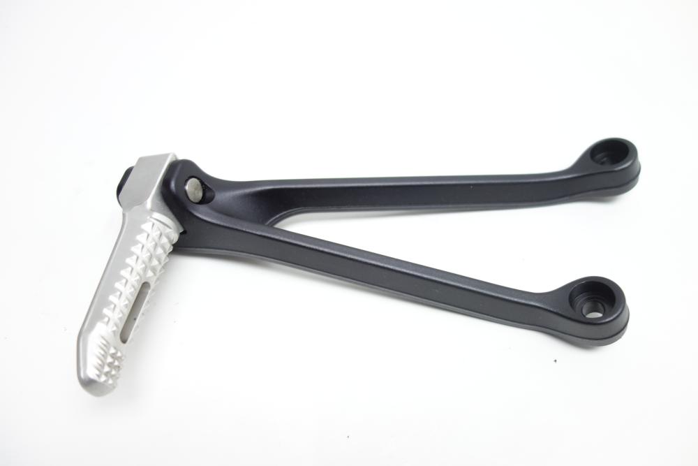 Preview: BMW S1000R S 1000 R Soziusfußrastenträger Soziusfußraste links