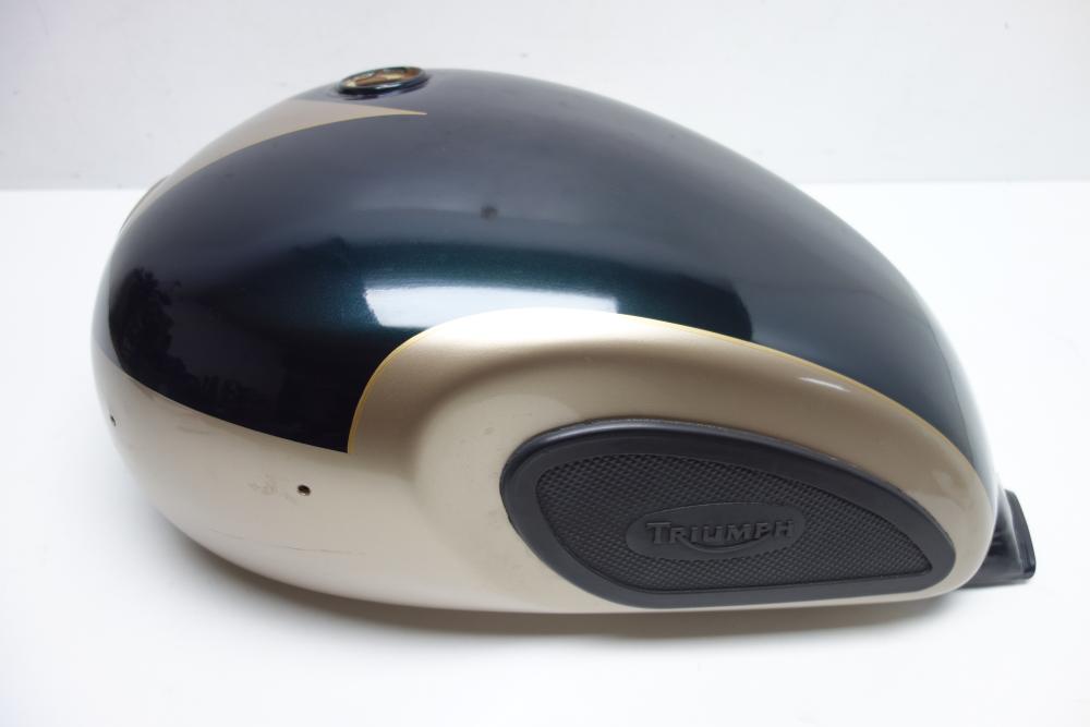 Triumph Thunderbird 900 Tank