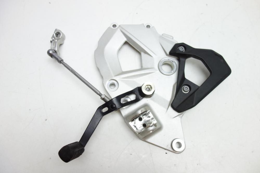 BMW F750GS F 750 850 GS Fußrastenträger links Schalthebel