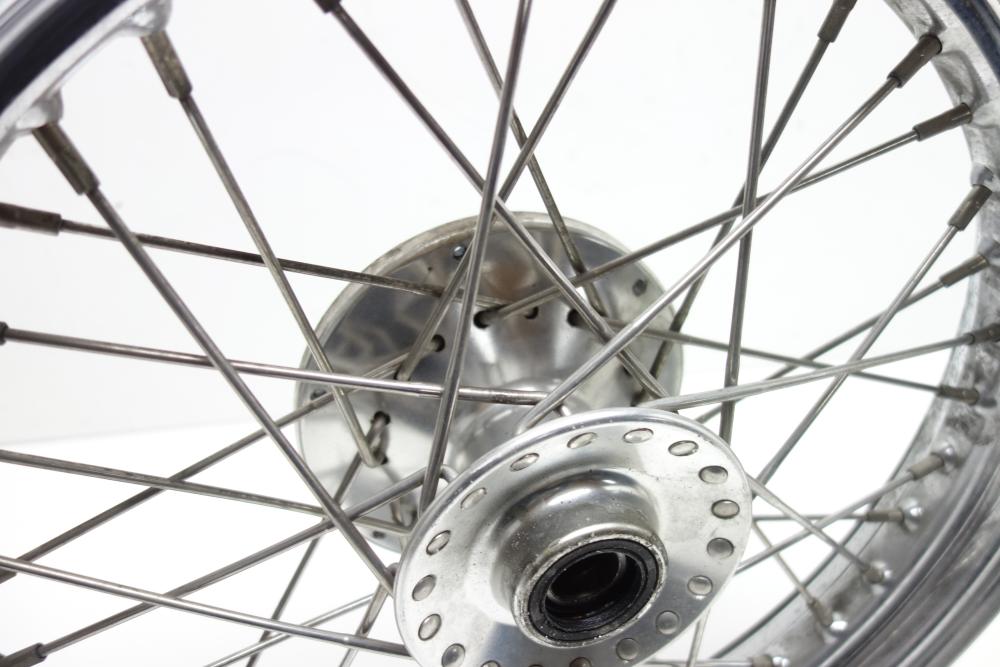 Triumph Thunderbird 900 Felge vorne Vorderrad Speichenfelge