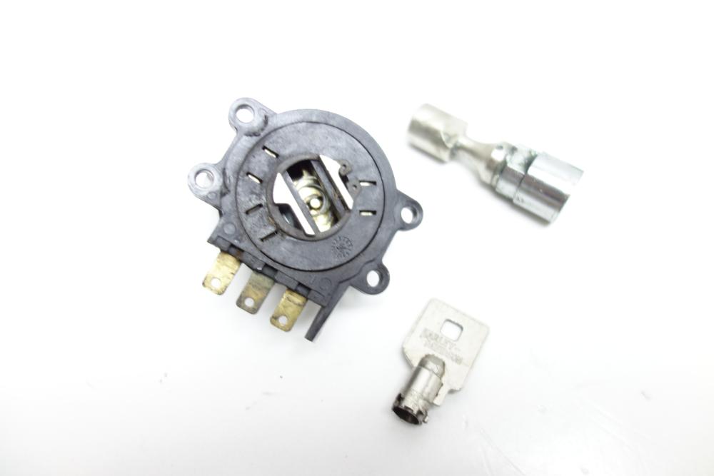 Preview: Harley Davidson 1450 Softail Schloss Schlosssatz