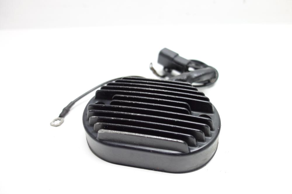 Preview: Harley Davidson 1450 Softail Spannungsregler Gleichrichter