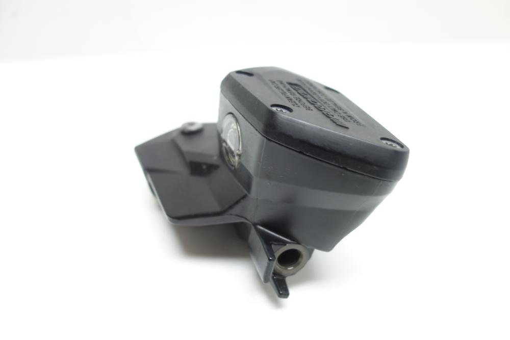 Preview: BMW R1200GS R 1200 GS LC K50 Bremspumpe Bremszylinder vorne