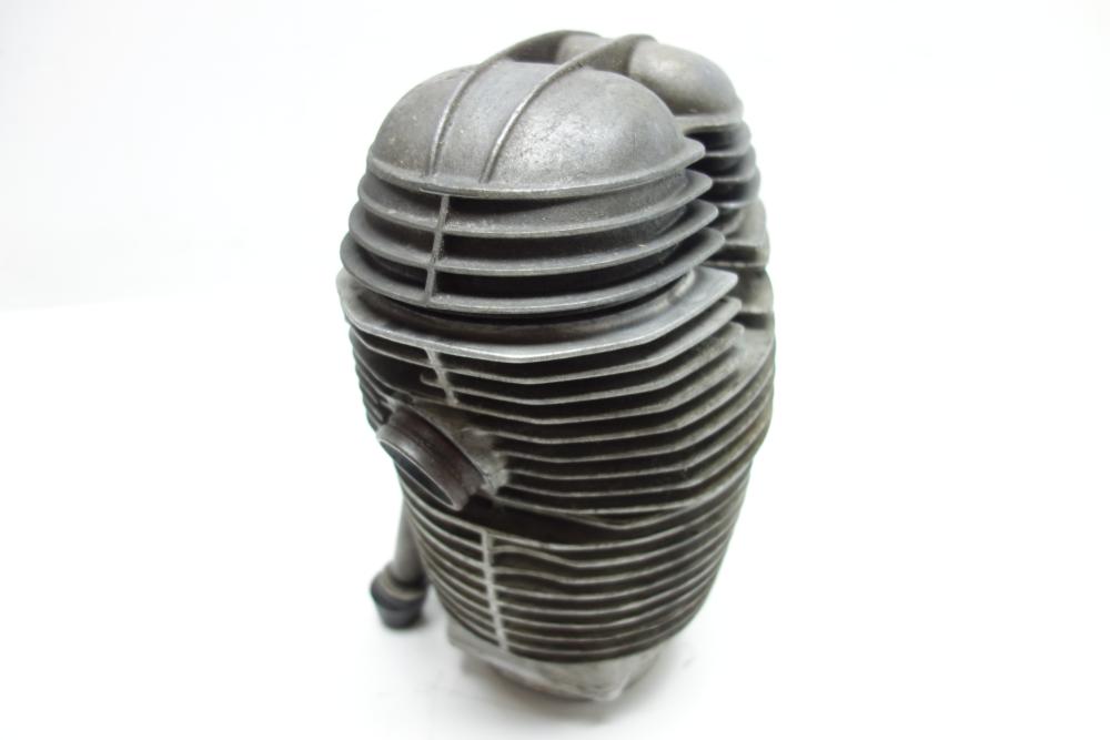 BMW R80 R 80 Zylinder Zylinderkopf Ventildeckel links
