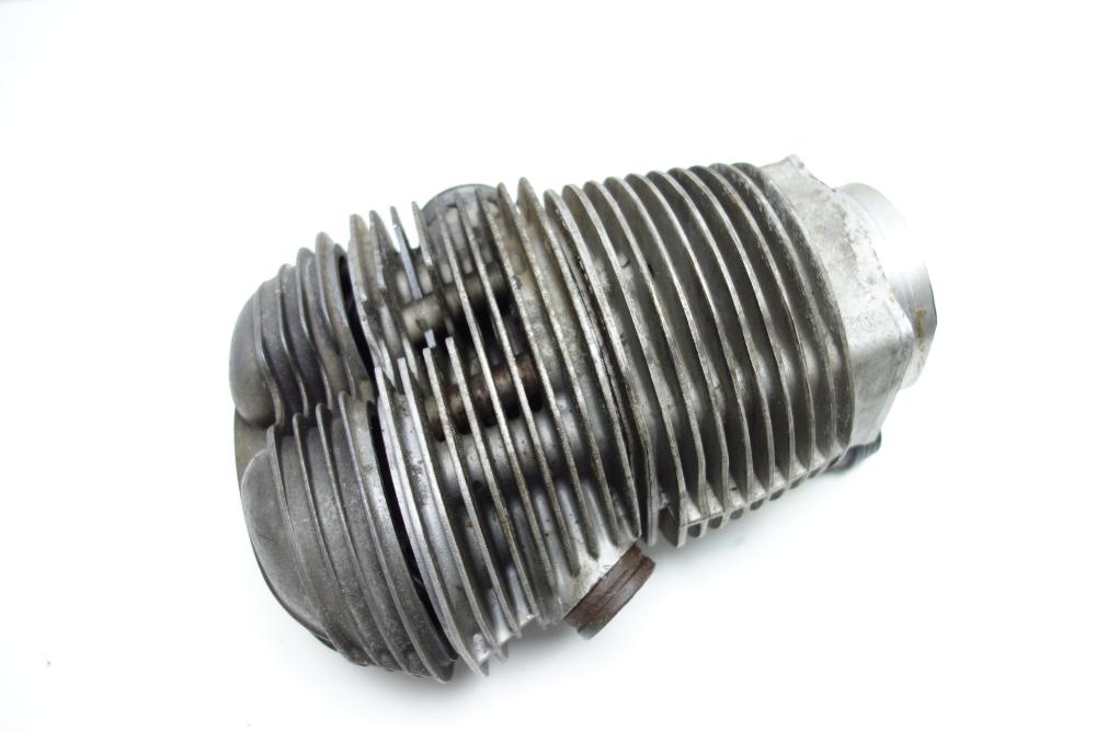 BMW R80 R 80 Zylinder Zylinderkopf Ventildeckel links