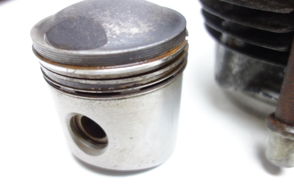 BMW R60/6 R 60 /6 Zylinder Kolben