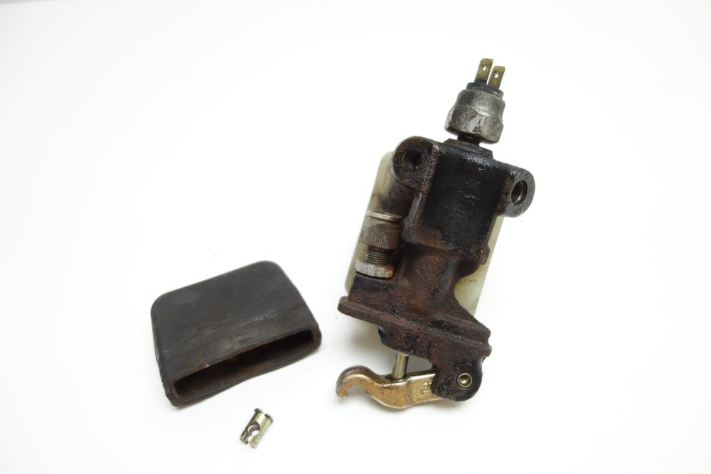 BMW R75/7 R 75 /7 Bremspumpe Bremszylinder vorne