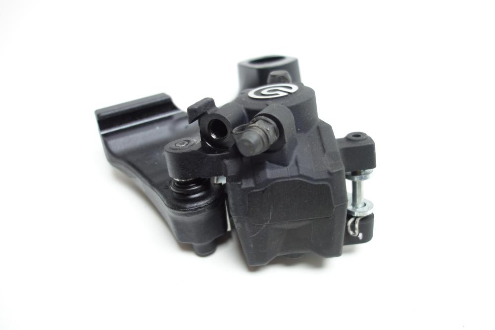 BMW S1000RR S 1000 RR K67 Bremssattel Bremszange hinten