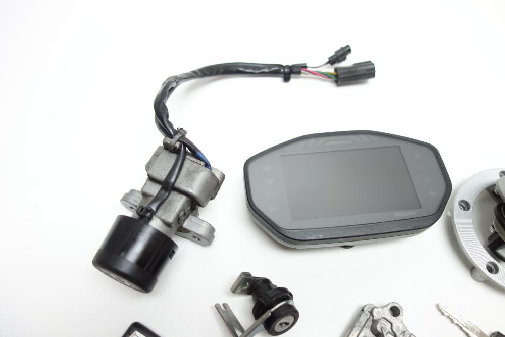 Preview: Ducati Monster 1200 Tacho Cockpit Schlosssatz Schloss CDI