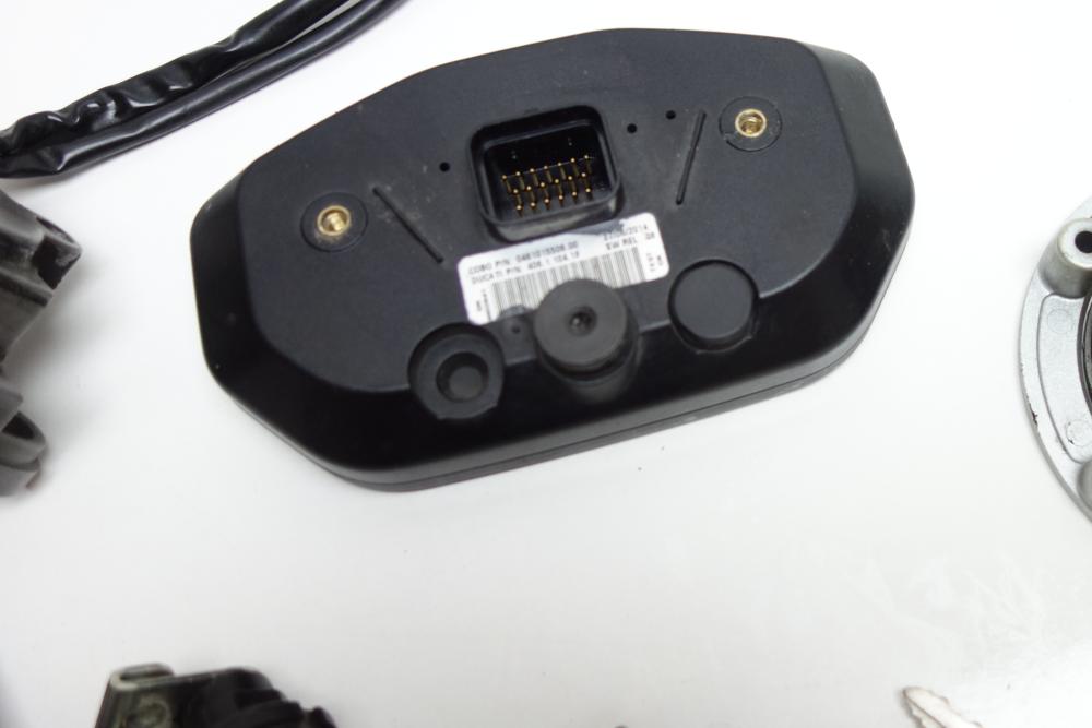 Ducati Monster 1200 Tacho Cockpit Schlosssatz Schloss CDI