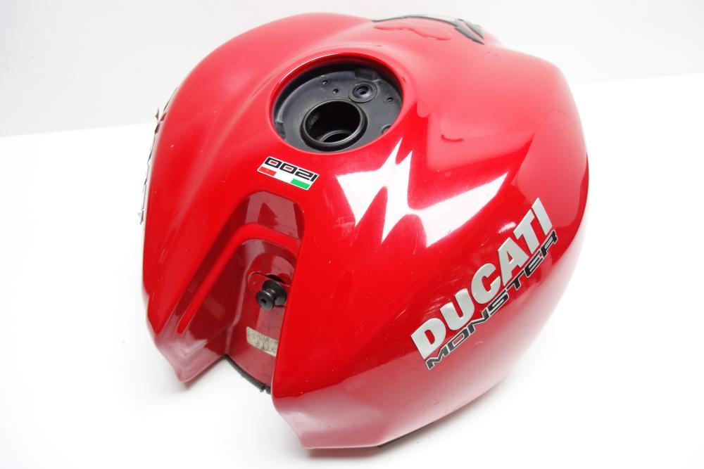 Preview: Ducati Monster 1200 Tank