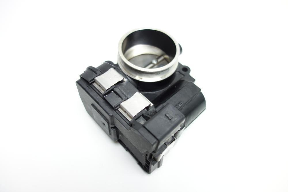 BMW R1200R R 1200 R LC Drosselklappe rechts