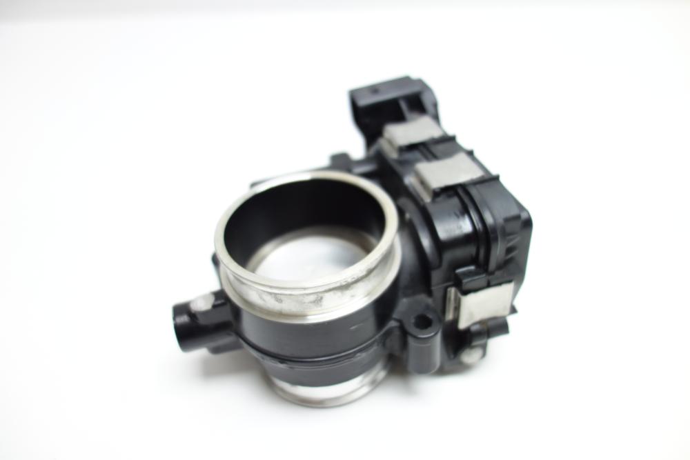 Preview: BMW R1200R R 1200 R LC Drosselklappe rechts