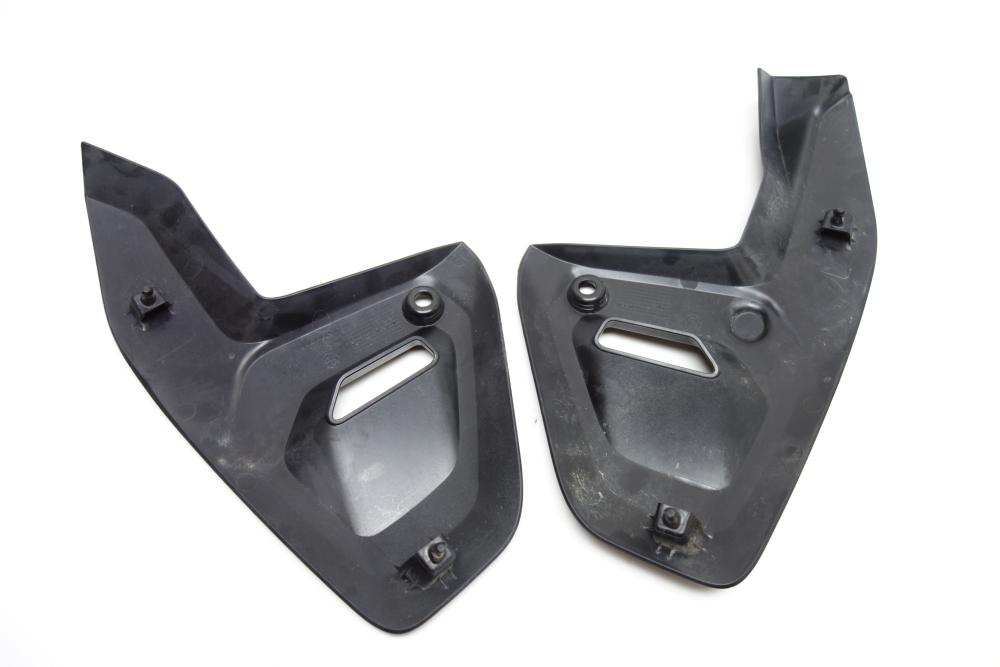 BMW R1300GS R 1300 GS Seitenblende Blende rechts links