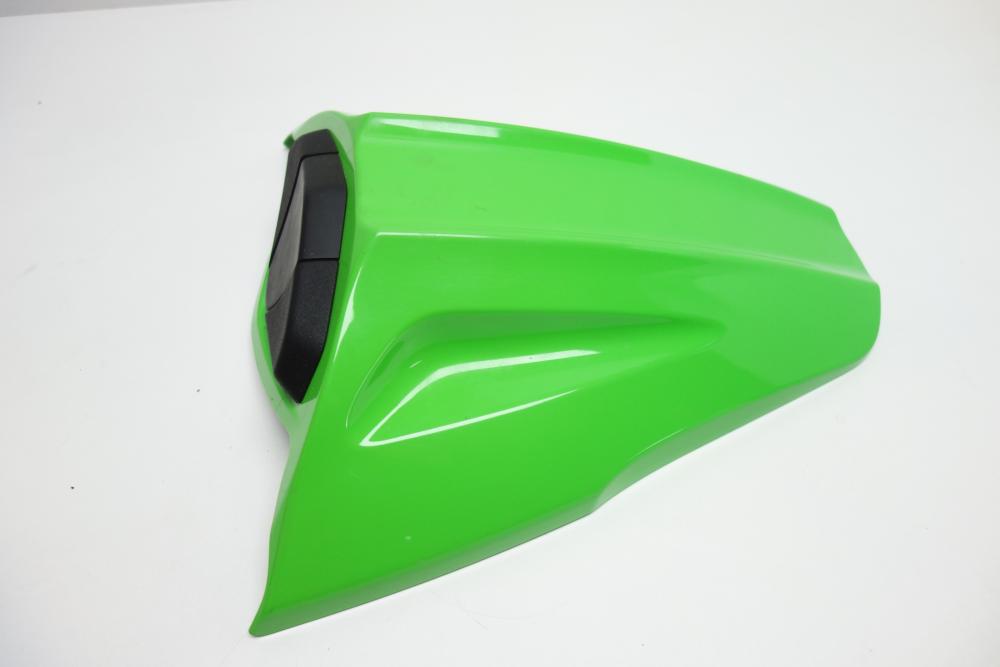 Preview: Kawasaki ZX10R ZX 10 R Ninja Soziusabdeckung Höcker