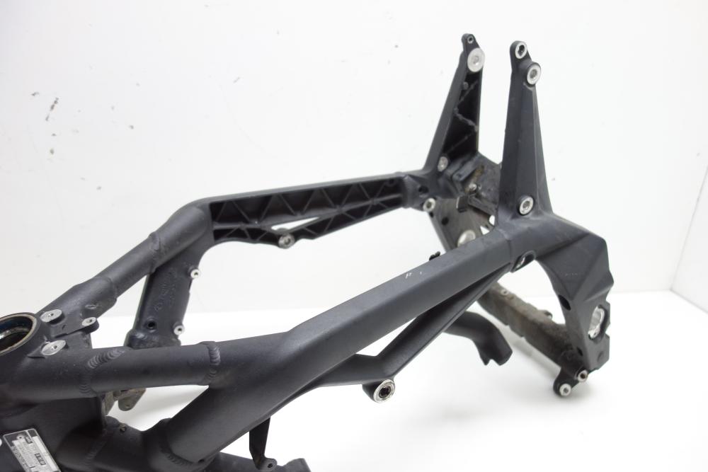 Triumph Street Triple 675 Rahmen Frame Papiere