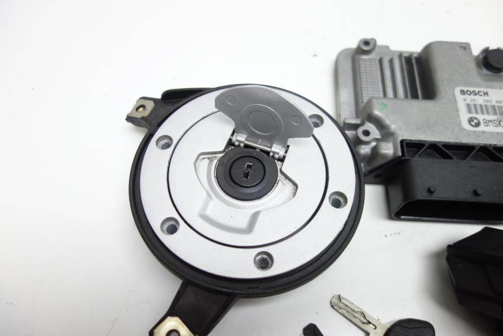 Preview: BMW K1200R K 1200 R Schloss Schlosssatz CDI Tankdeckel