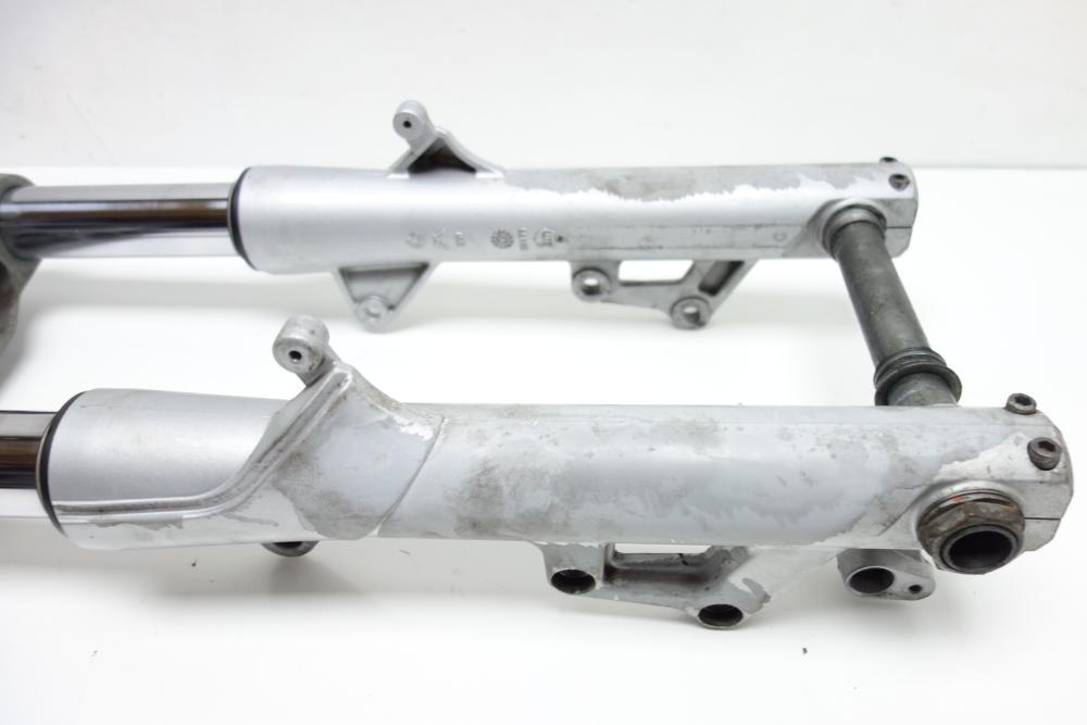 Preview: Moto Guzzi Breva 1100 Gabel Gabelholm Gabelbrücke