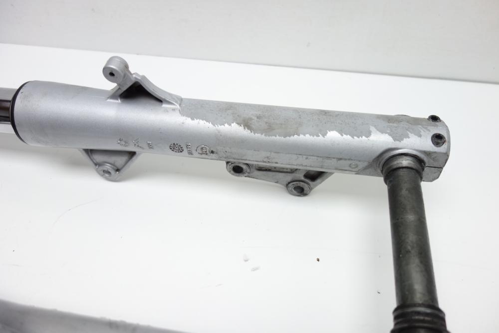 Preview: Moto Guzzi Breva 1100 Gabel Gabelholm Gabelbrücke