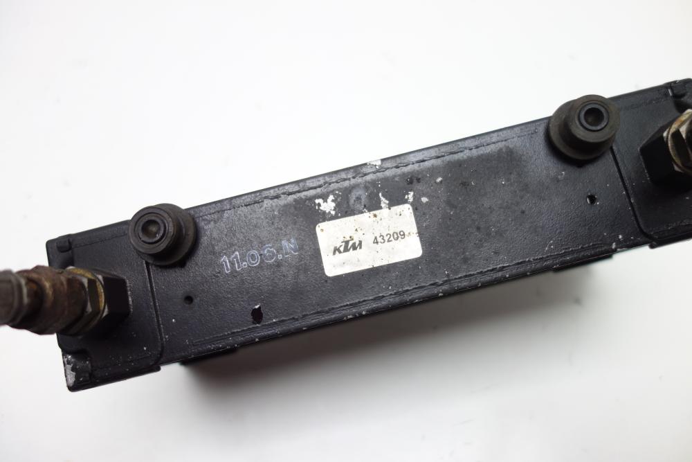 Moto Guzzi Breva 1100 Ölkühler