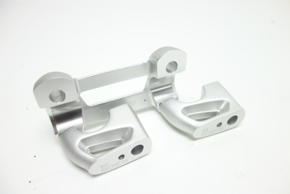 Preview: BMW R Nine T Lenkerklemme Lenkerbrücke