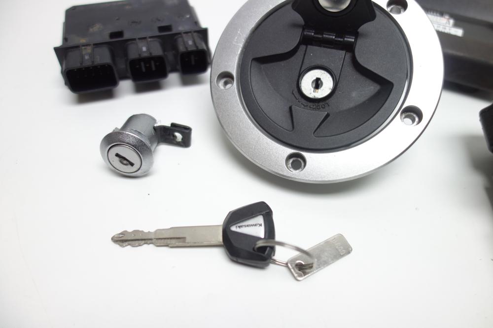 Preview: Kawasaki Versys 650 Schloss Schlosssatz CDI Steuergerät