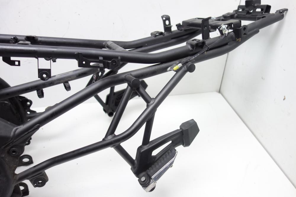 Kawasaki Versys 650 Rahmen Frame Papiere Documents TÜV 05/26